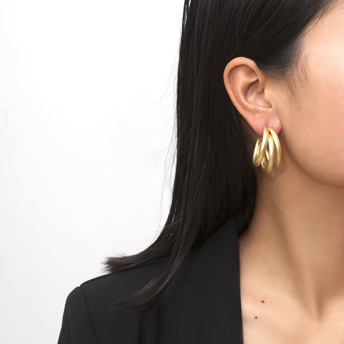 Virella Hollow Circle Earrings