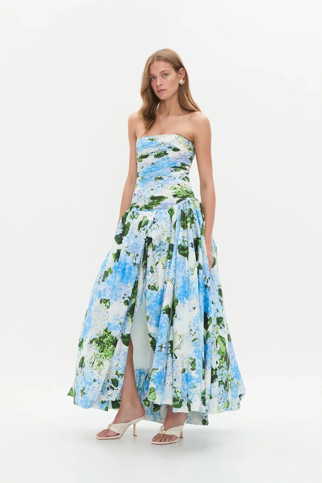 Behold Maxi Dress - Blue hydrangea