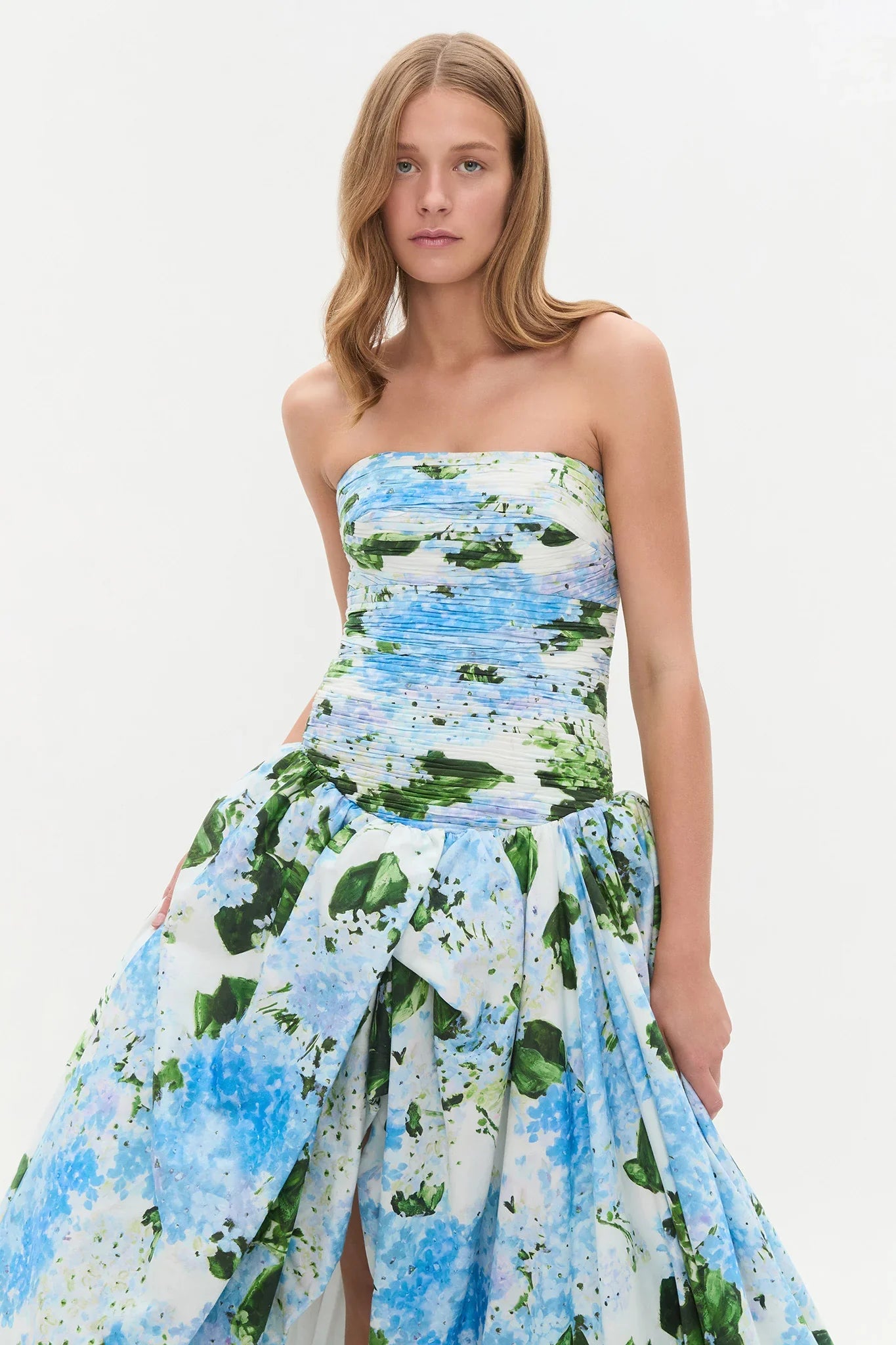Behold Maxi Dress - Blue hydrangea