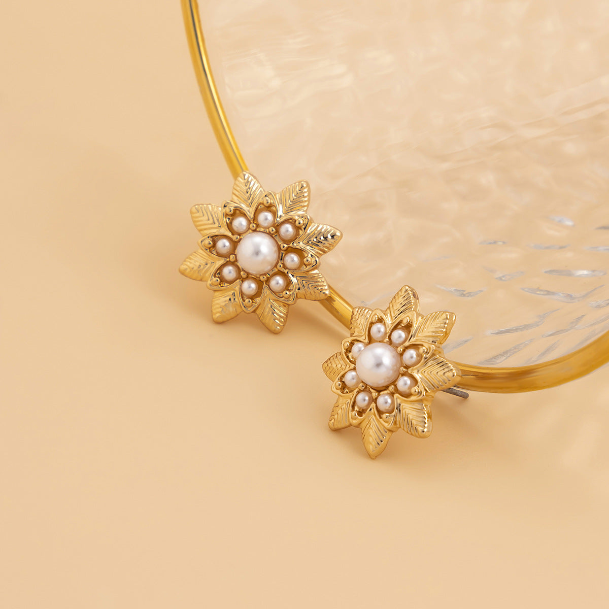 Helia Vintage Pearl Bloom Studs