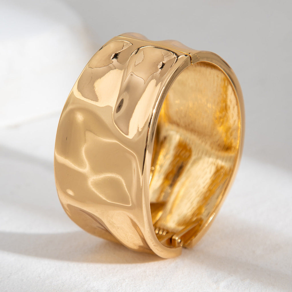 Auréa Sculpted Spring Cuff Set