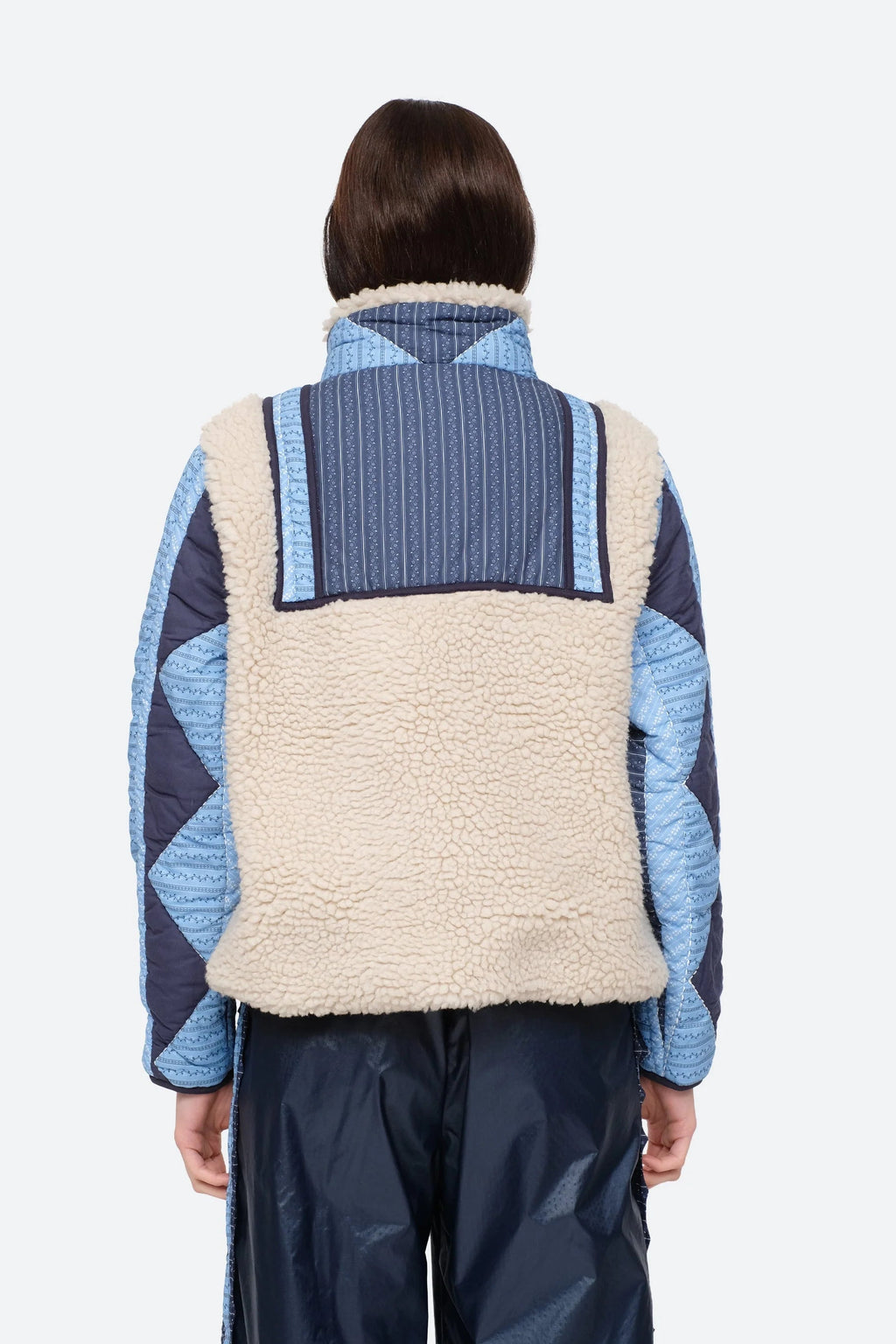 Patchwork Fleece Pullover – Cozy Winter Style
